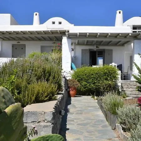 Ourania Chrisi Akti (Paros)