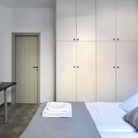 Ourania Hébergement de vacances *